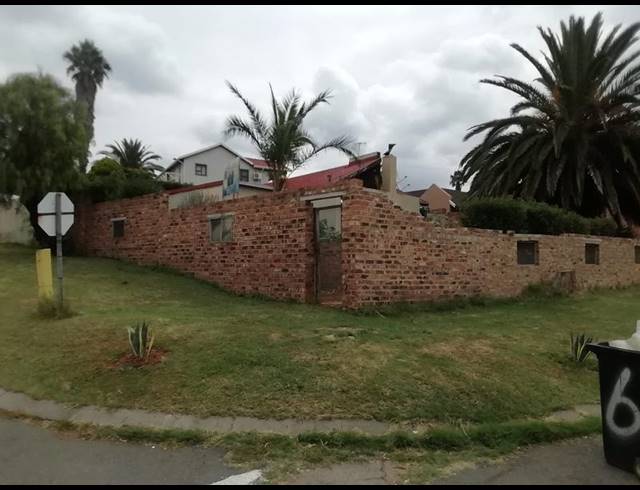 3 BEDROOM HOUSE FOR SALE IN LINDHAVEN